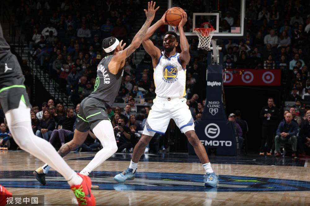 次成为众人 次成为众人