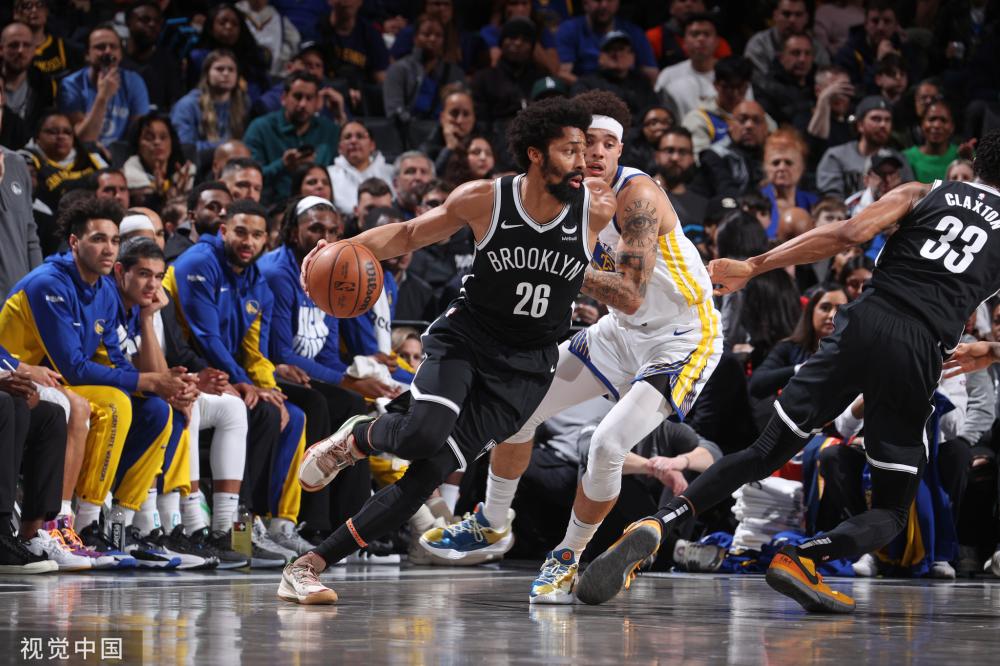 际赛场屡遭 际赛场屡遭