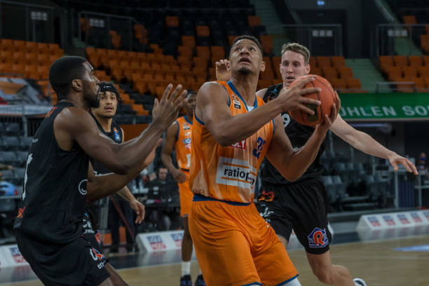 面对具有 面对具有