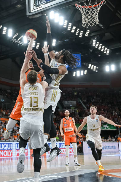 在去年的一 在去年的一